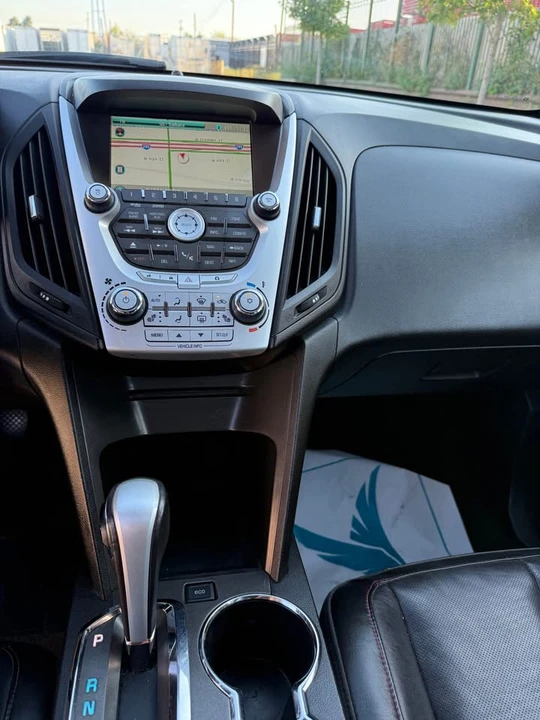 2011 Chevrolet Equinox - Image 12 of 19