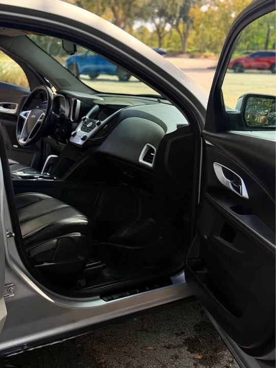 2011 Chevrolet Equinox - Image 14 of 19