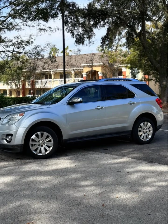 2011 Chevrolet Equinox - Image 4 of 19
