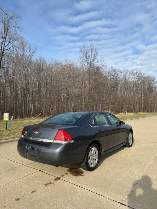 2011 Chevrolet Impala 9th Gen - Image 3 of 10