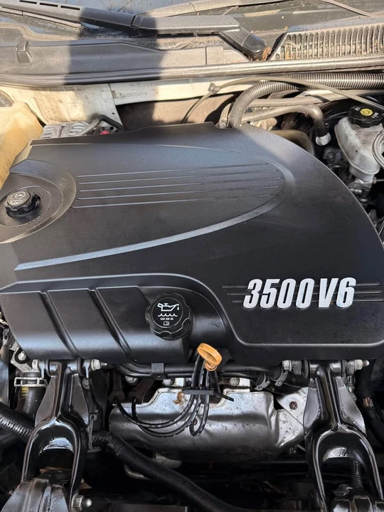 2011 Chevrolet Impala 9th Gen - Image 14 of 20