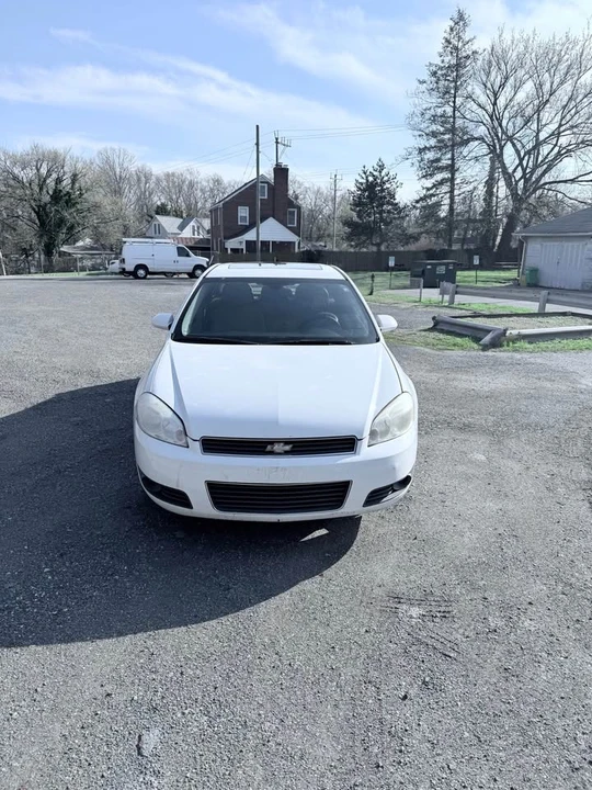 2011 Chevrolet Impala 9th Gen - Image 2 of 20