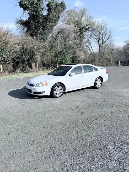 2011 Chevrolet Impala 9th Gen - Image 4 of 20
