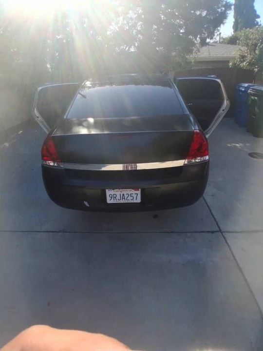 2011 Chevrolet Impala - Image 4 of 10