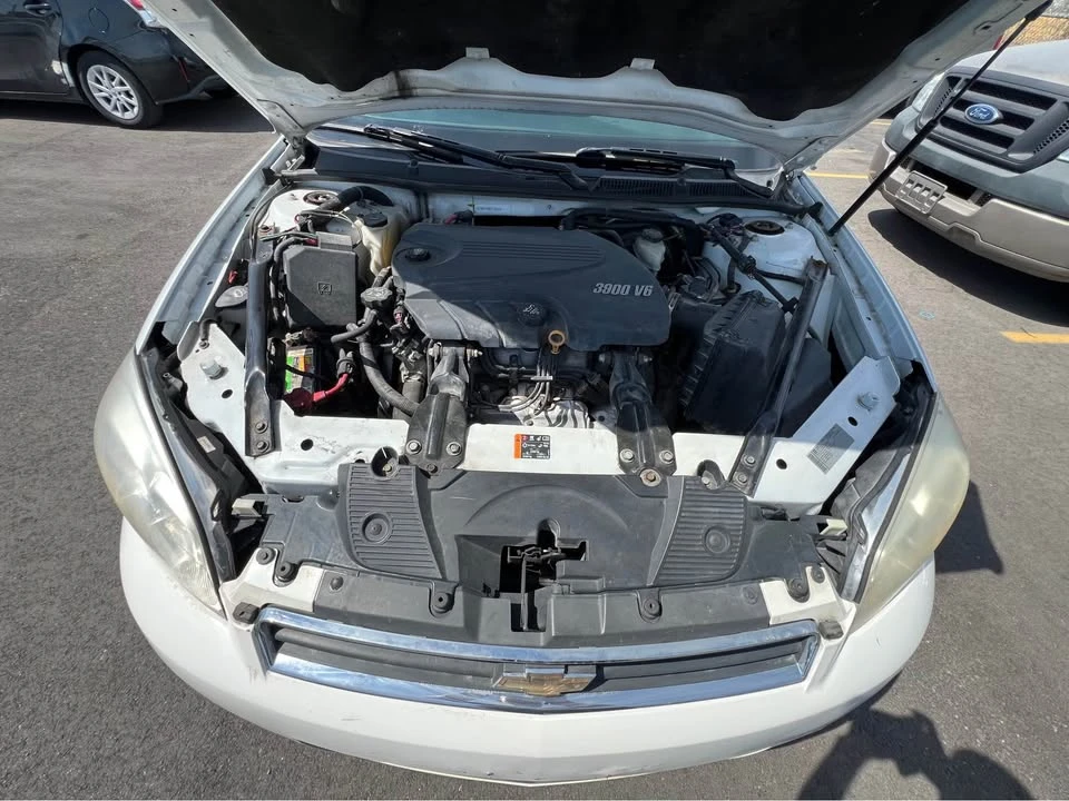 2011 Chevrolet Impala 9th Gen - Image 16 of 17