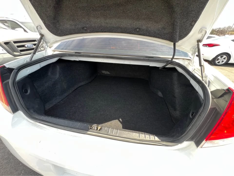 2011 Chevrolet Impala 9th Gen - Image 17 of 17