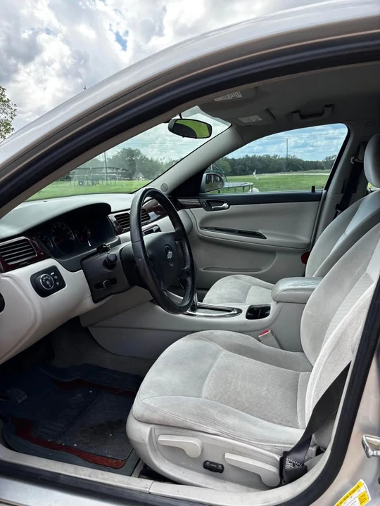 2011 Chevrolet Impala 9th Gen - Image 6 of 10