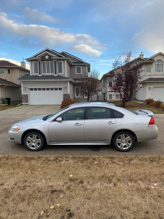 2011 Chevrolet Impala 9th Gen - Image 2 of 17