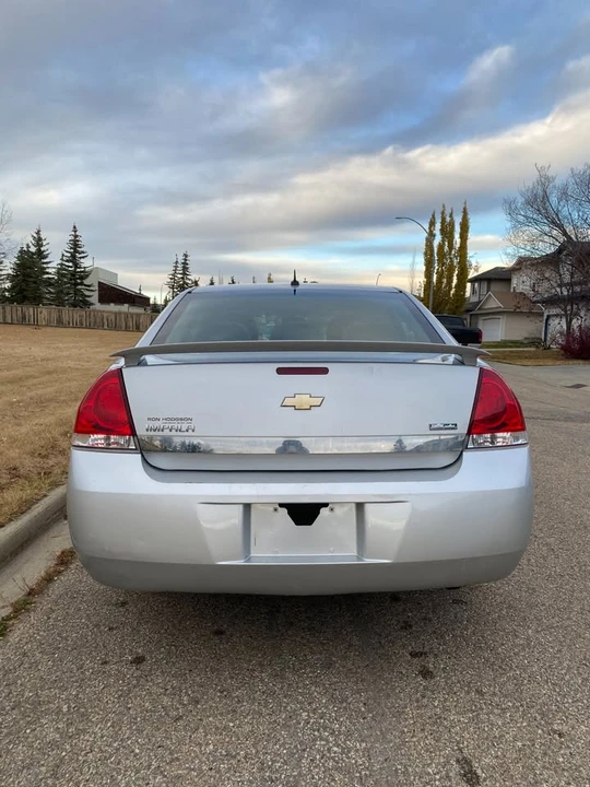 2011 Chevrolet Impala 9th Gen - Image 12 of 17
