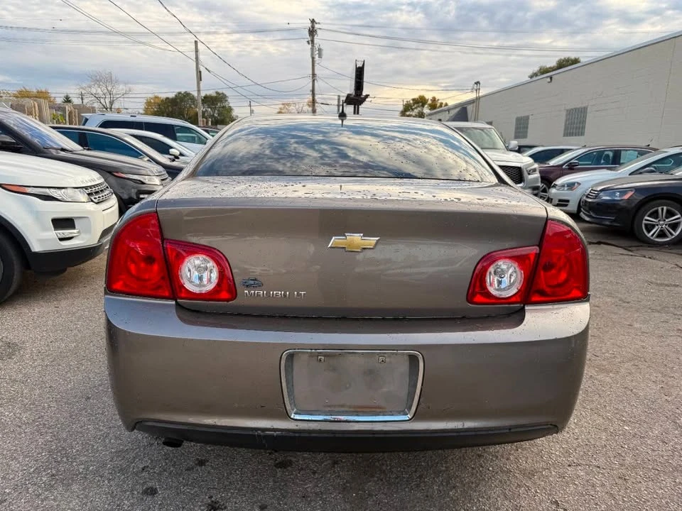2011 Chevrolet Malibu - Image 10 of 20