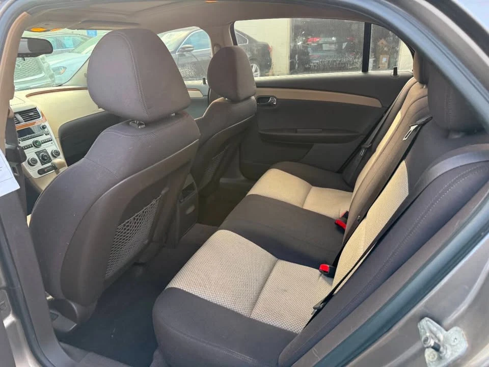 2011 Chevrolet Malibu - Image 18 of 20
