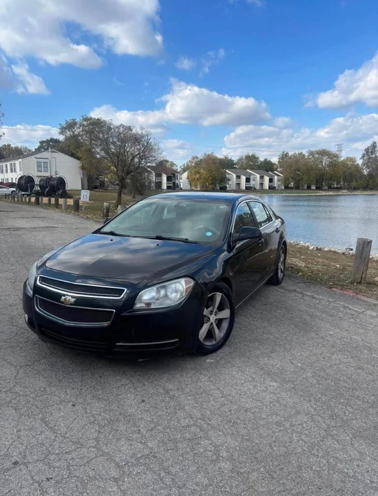 2011 Chevrolet Malibu - Image 3 of 4
