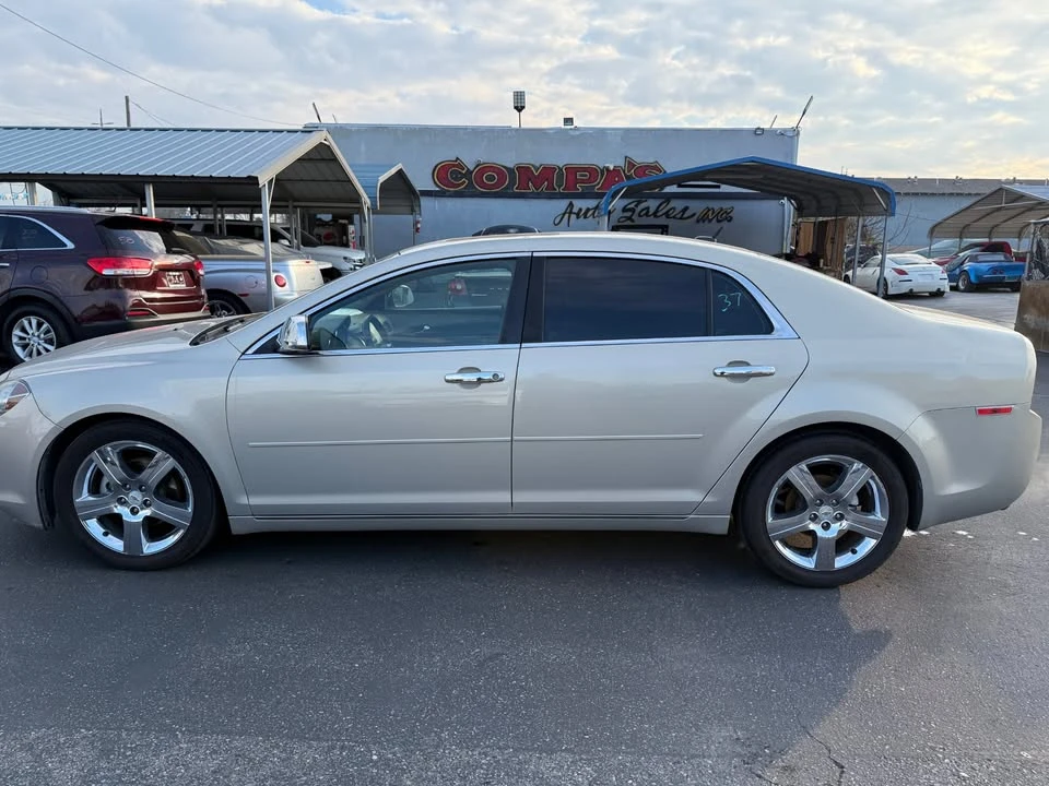 2011 Chevrolet Malibu - Image 5 of 5
