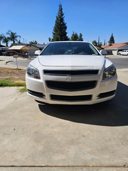 2011 Chevrolet Malibu - Image 3 of 7