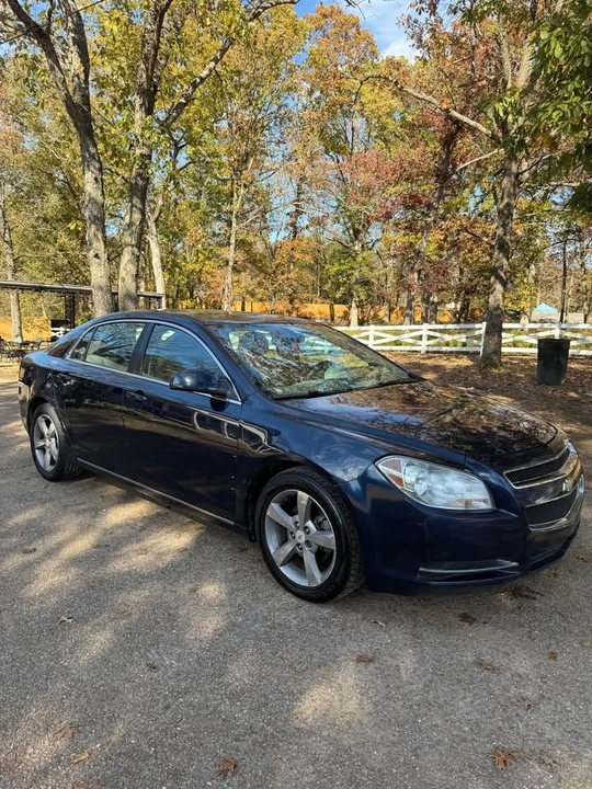 2011 Chevrolet Malibu - Image 2 of 6