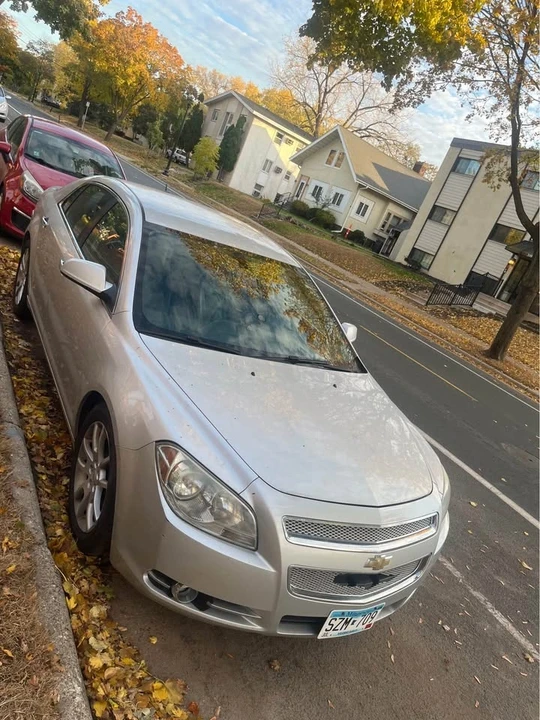 2011 Chevrolet Malibu - Image 3 of 4