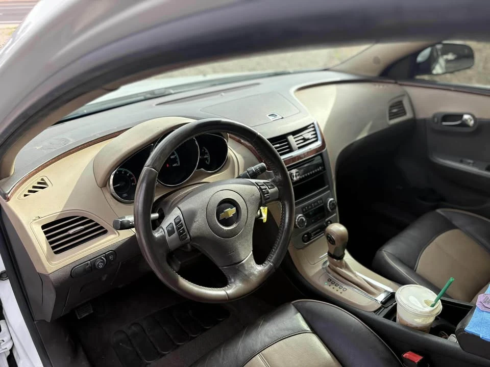 2011 Chevrolet Malibu - Image 6 of 11