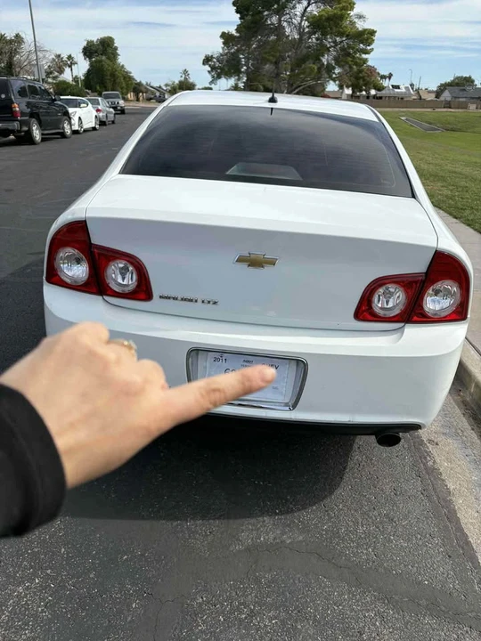 2011 Chevrolet Malibu - Image 8 of 11