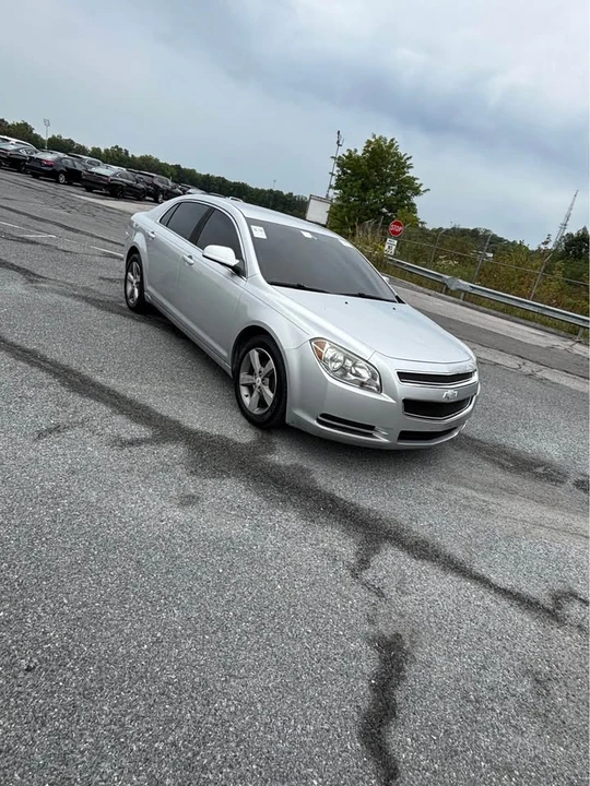 2011 Chevrolet Malibu - Image 2 of 6