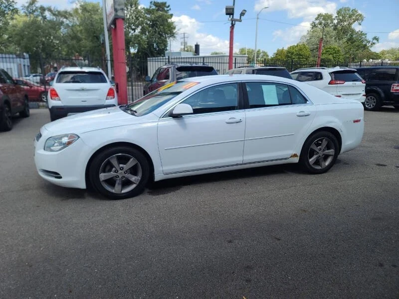 2011 Chevrolet Malibu - Image 2 of 7