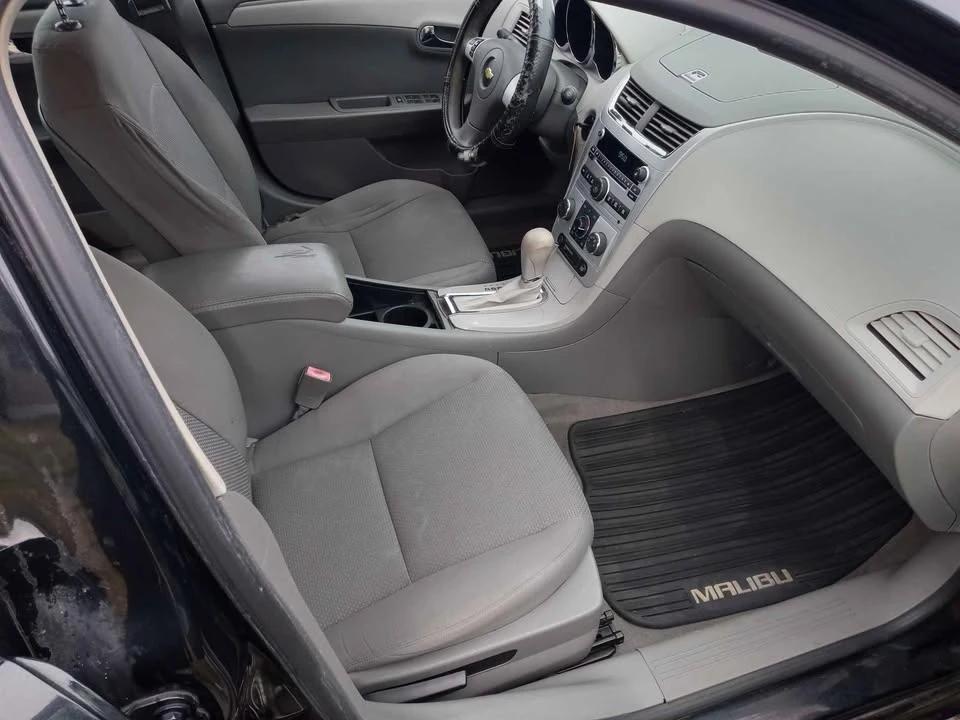 2011 Chevrolet Malibu - Image 4 of 20