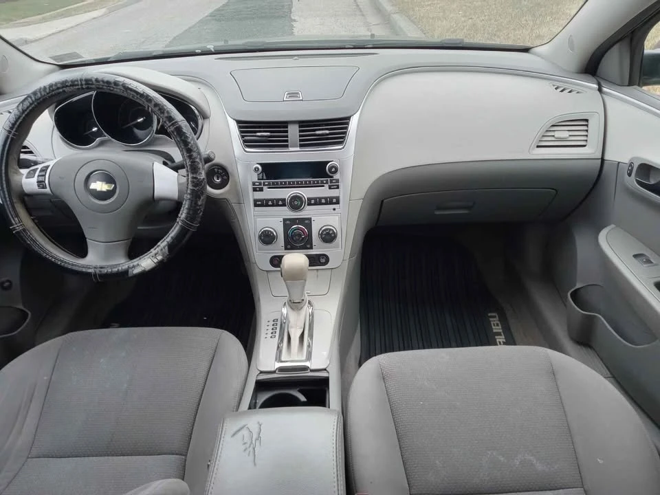 2011 Chevrolet Malibu - Image 6 of 20