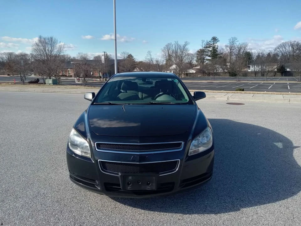 2011 Chevrolet Malibu - Image 9 of 17