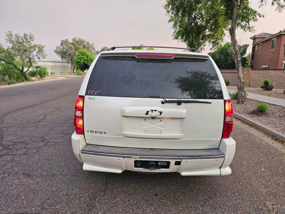 2011 Chevrolet Tahoe 3rd Gen - Image 6 of 12