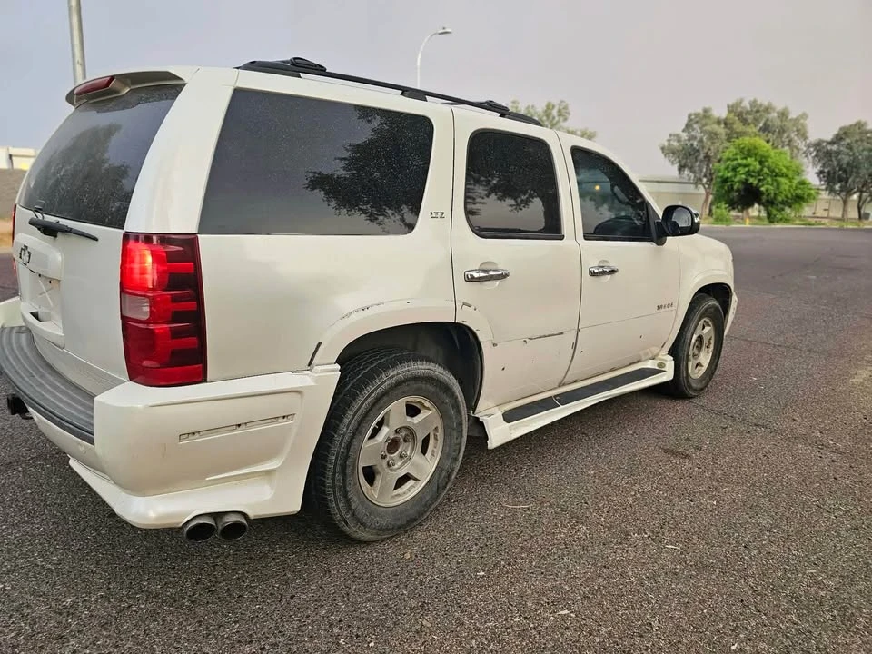 2011 Chevrolet Tahoe 3rd Gen - Image 5 of 12