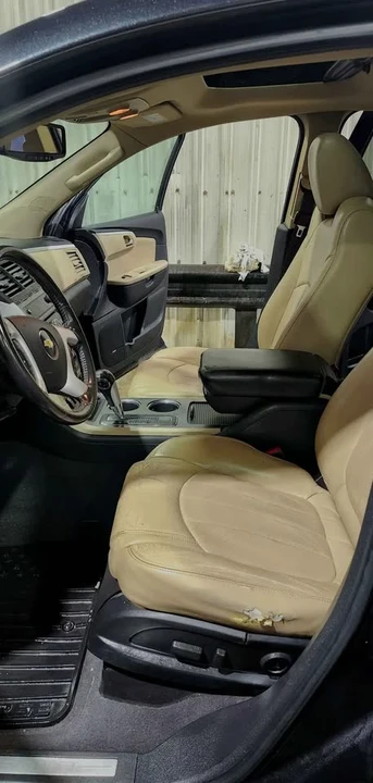 2011 Chevrolet Traverse - Image 9 of 12
