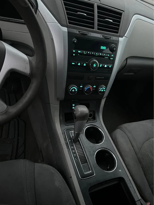 2011 Chevrolet Traverse - Image 8 of 8