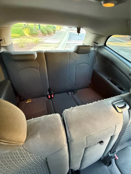 2011 Chevrolet Traverse - Image 17 of 19