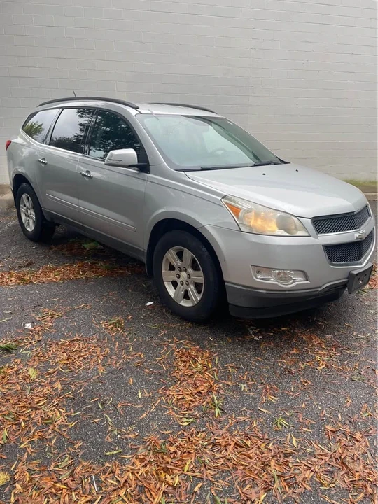 2011 Chevrolet Traverse - Image 7 of 13