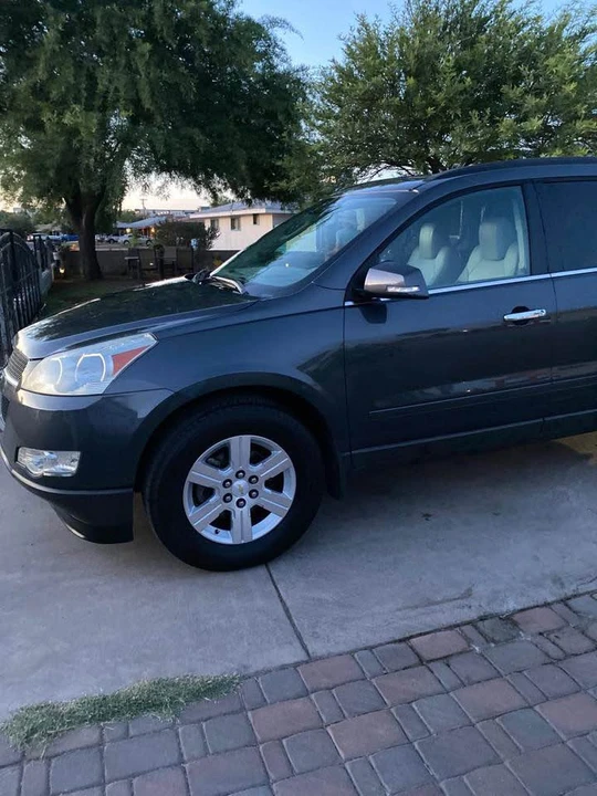 2011 Chevrolet Traverse - Image 3 of 6