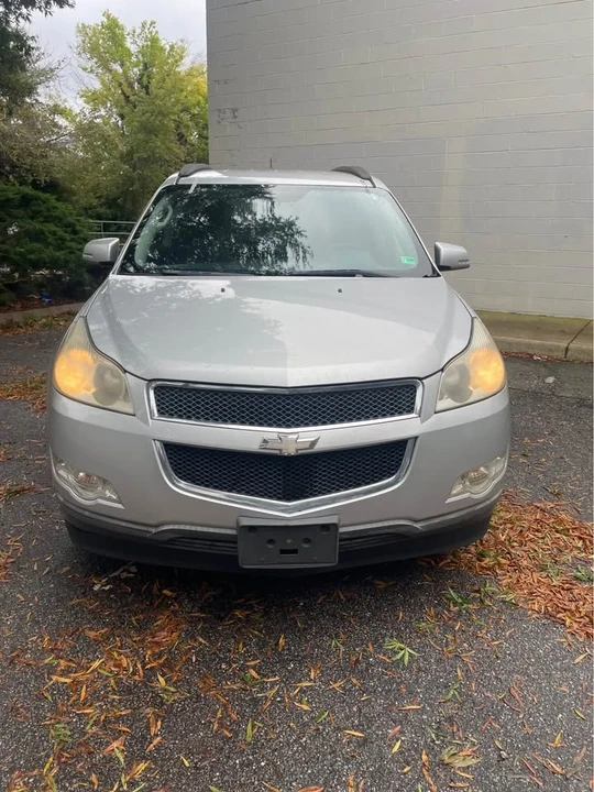 2011 Chevrolet Traverse - Image 8 of 13