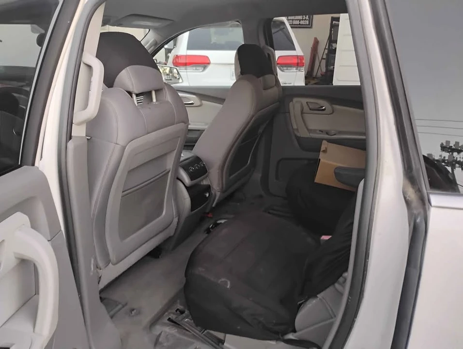 2011 Chevrolet Traverse - Image 11 of 11