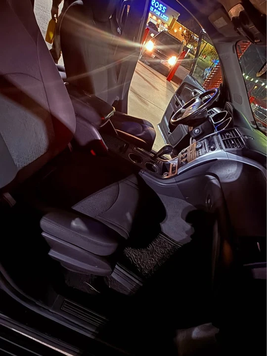 2011 Chevrolet Traverse - Image 4 of 6