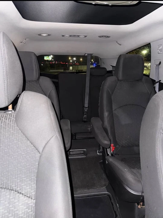 2011 Chevrolet Traverse - Image 6 of 6