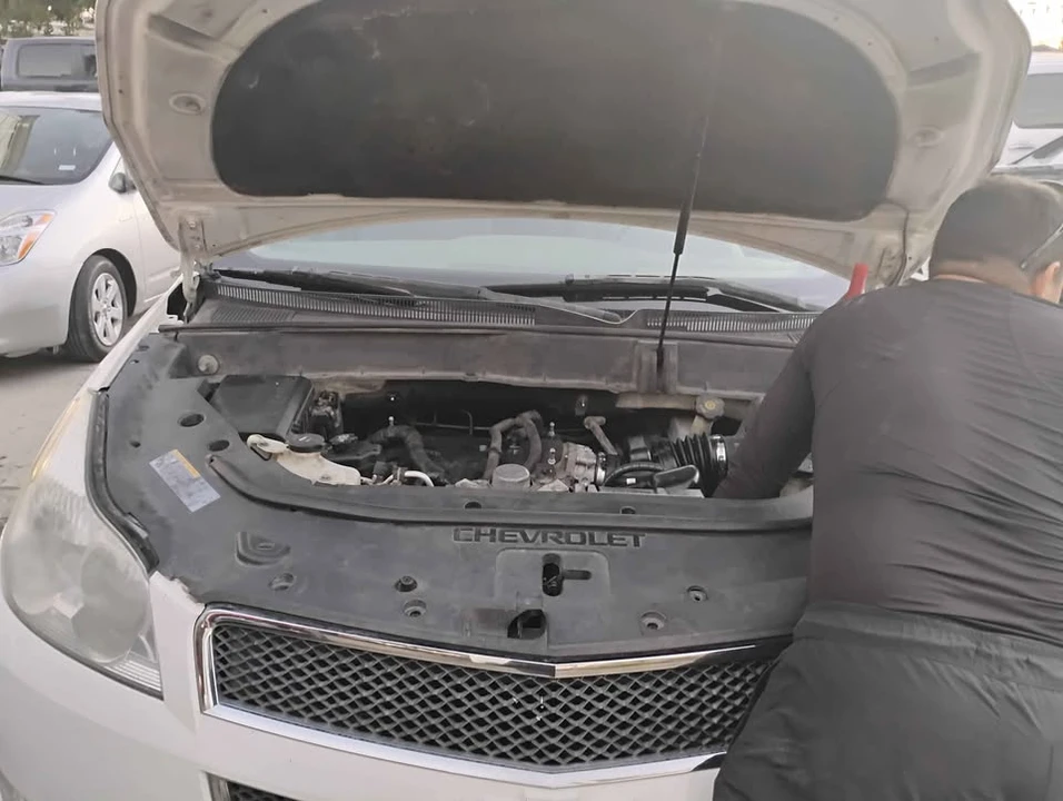2011 Chevrolet Traverse - Image 5 of 11