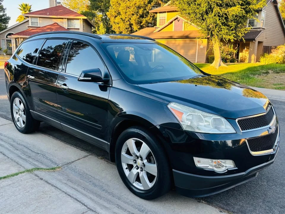 2011 Chevrolet Traverse - Image 6 of 15