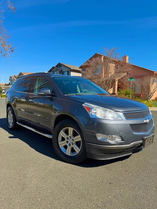 2011 Chevrolet Traverse - Image 8 of 19