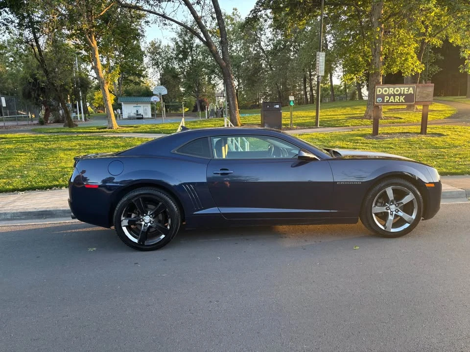 2011 Chevrolet Camaro 5th Gen - Image 3 of 10