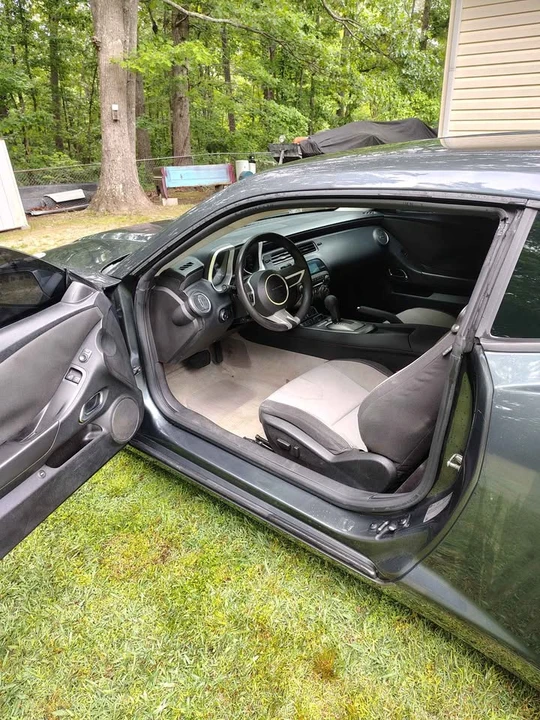 2011 Chevrolet Camaro 5th Gen - Image 5 of 10