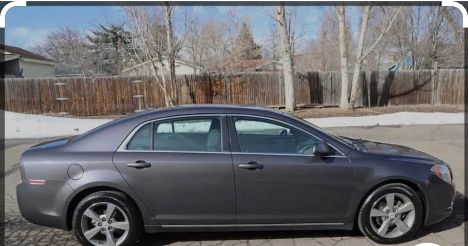 2011 Chevrolet Malibu - Image 2 of 2
