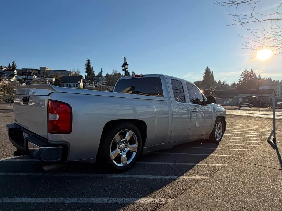 2011 Chevrolet SS - Image 2 of 10