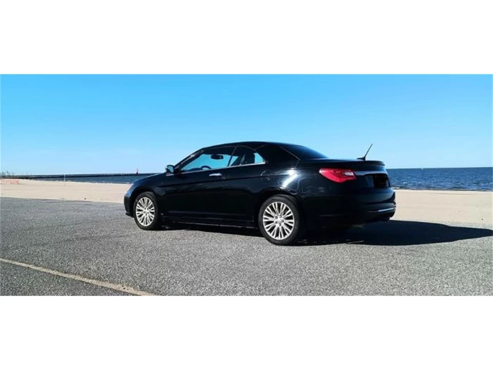 2011 Chrysler 200 - Image 5 of 20