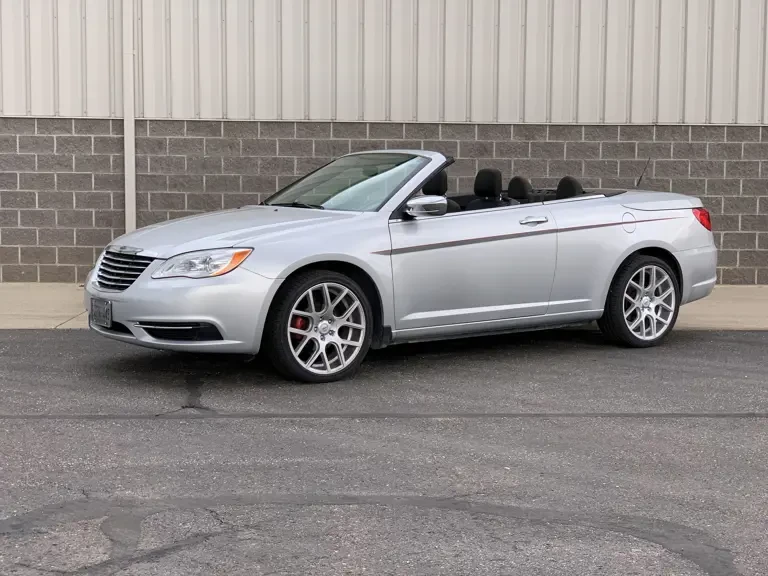 2011 Chrysler 200 - Image 2 of 5