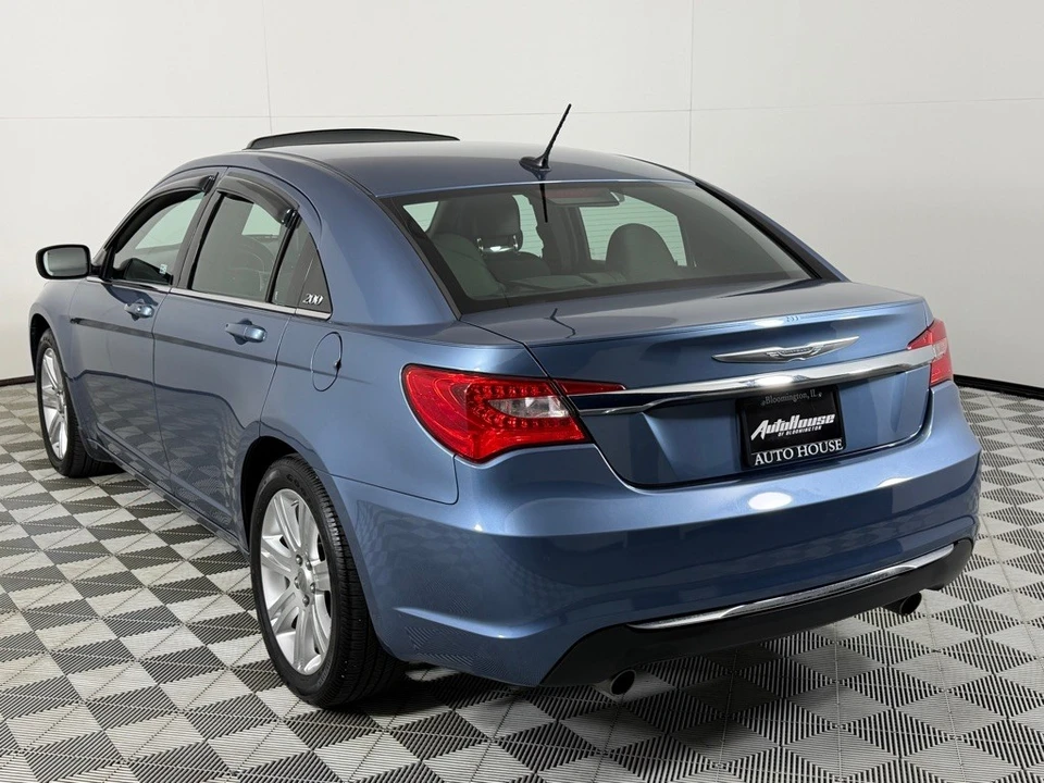 2011 Chrysler 200 - Image 7 of 21