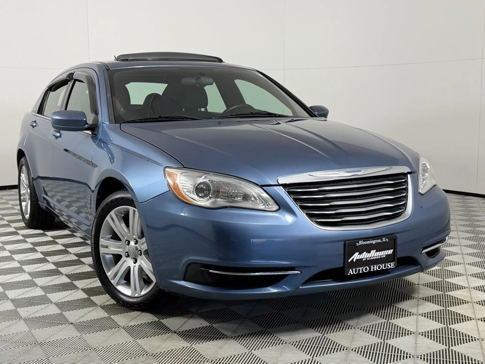 2011 Chrysler 200 - Image 2 of 21