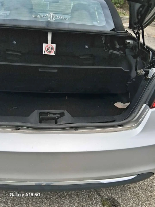 2011 Chrysler 200 - Image 16 of 17